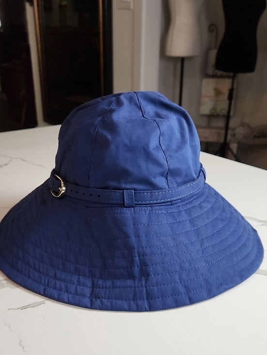 Vinrella Accessories - NWT Vinrella Matte Navy Rain & Sun Hat – Adjustable Belt Buckle, Wide Brim
